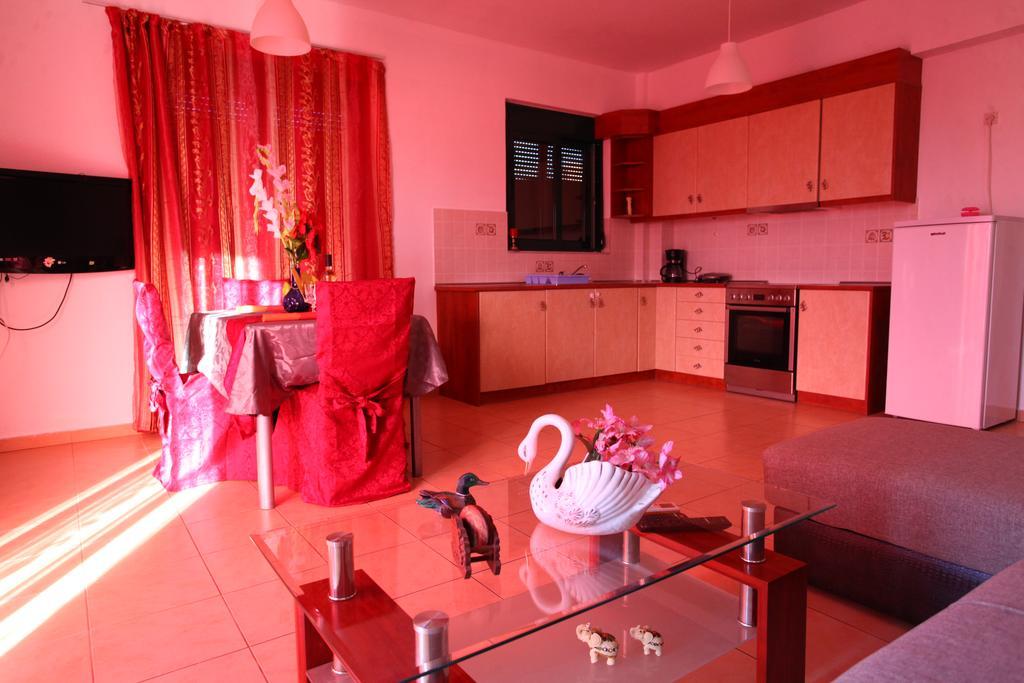 Cretan Dream Apartments レティムノ エクステリア 写真